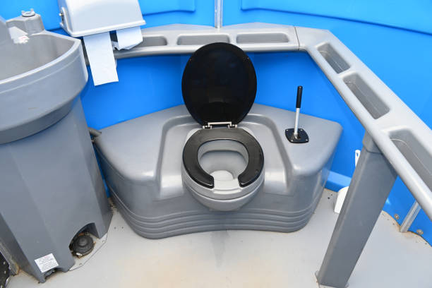 Best Portable restroom trailer rental  in Ahwahnee, CA